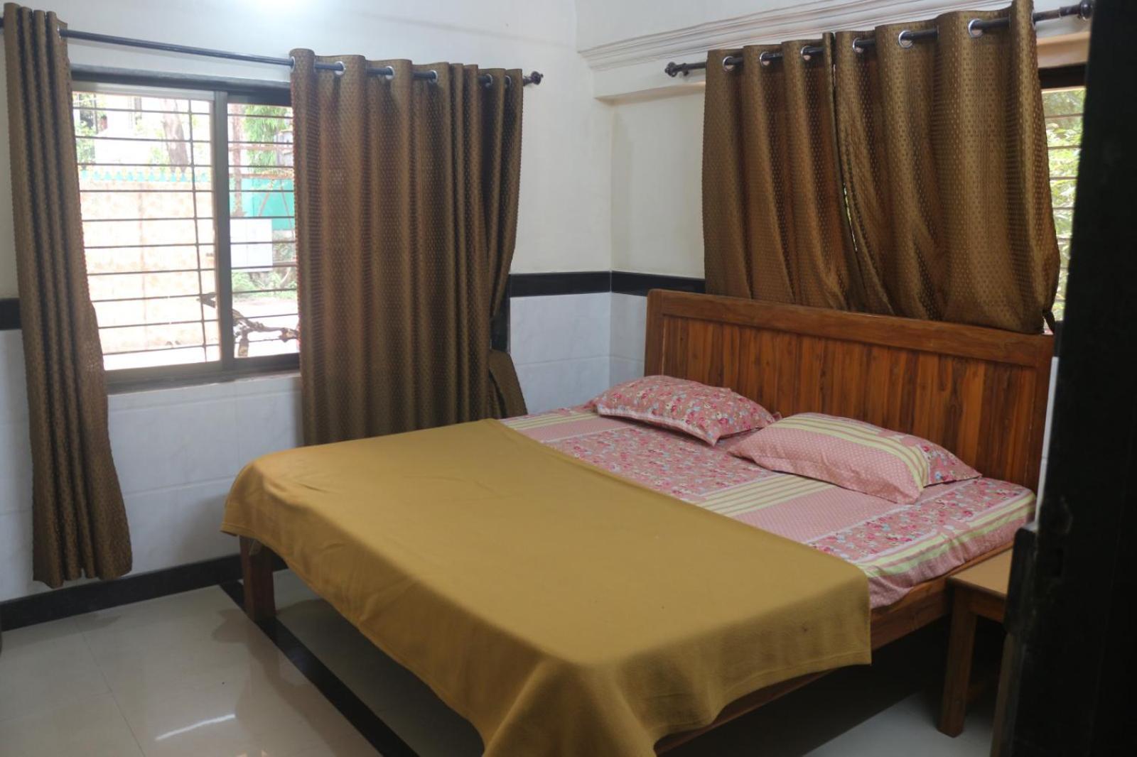 Hotel Phoenix Lonavala Ngoại thất bức ảnh