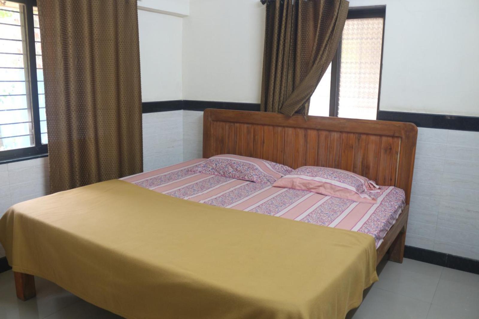 Hotel Phoenix Lonavala Ngoại thất bức ảnh