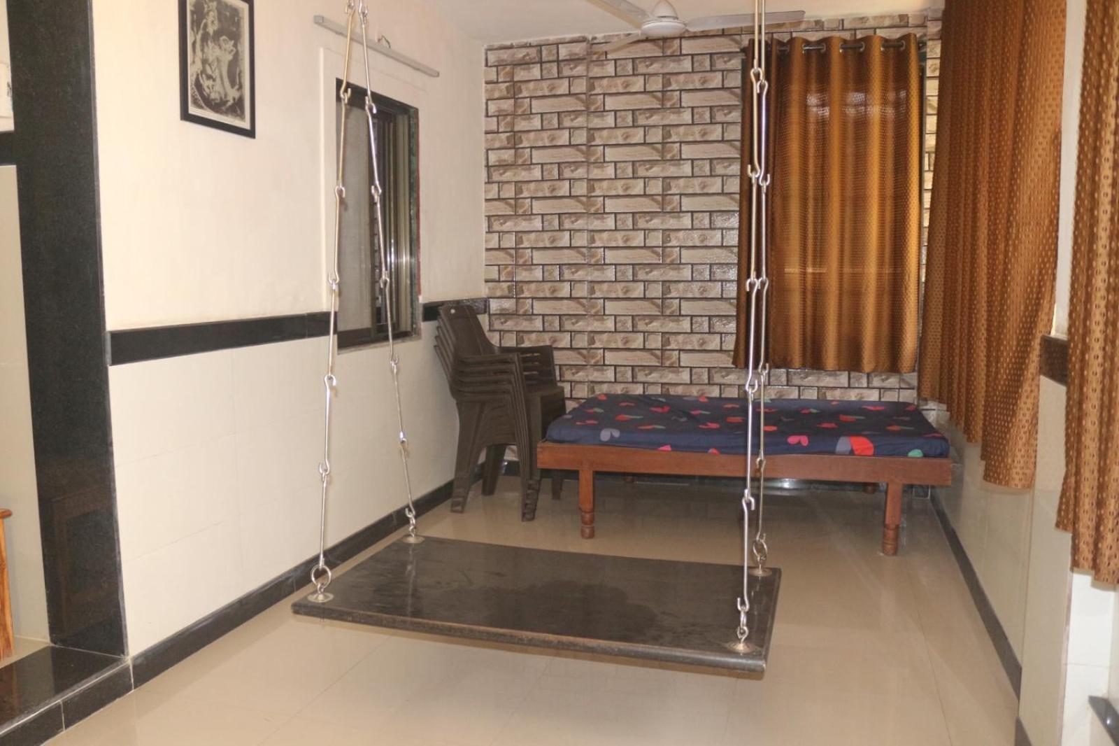Hotel Phoenix Lonavala Ngoại thất bức ảnh