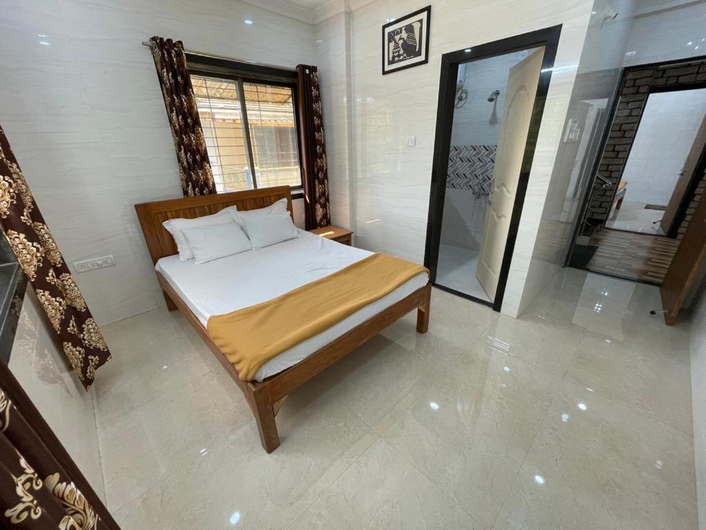 Hotel Phoenix Lonavala Ngoại thất bức ảnh